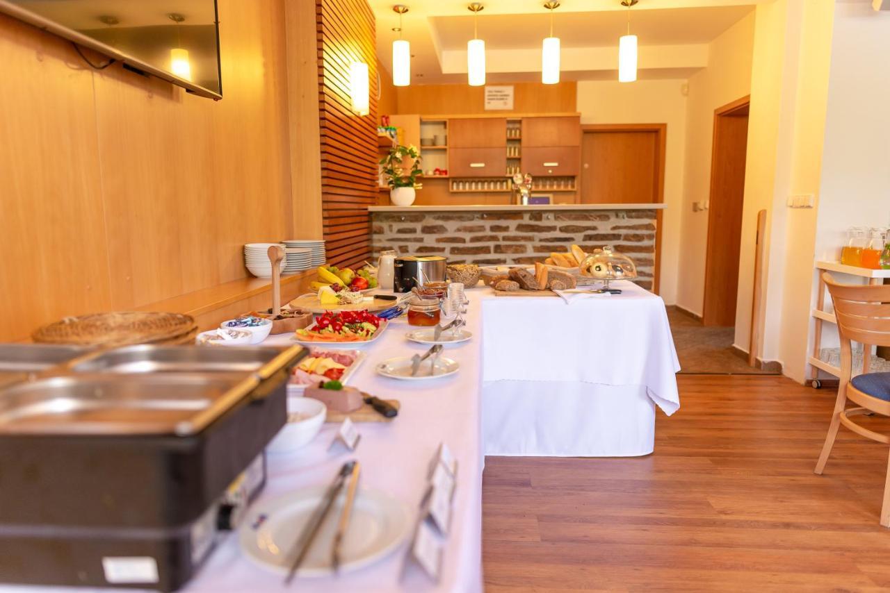 Apartmany Engadin Bozi Dar Ngoại thất bức ảnh